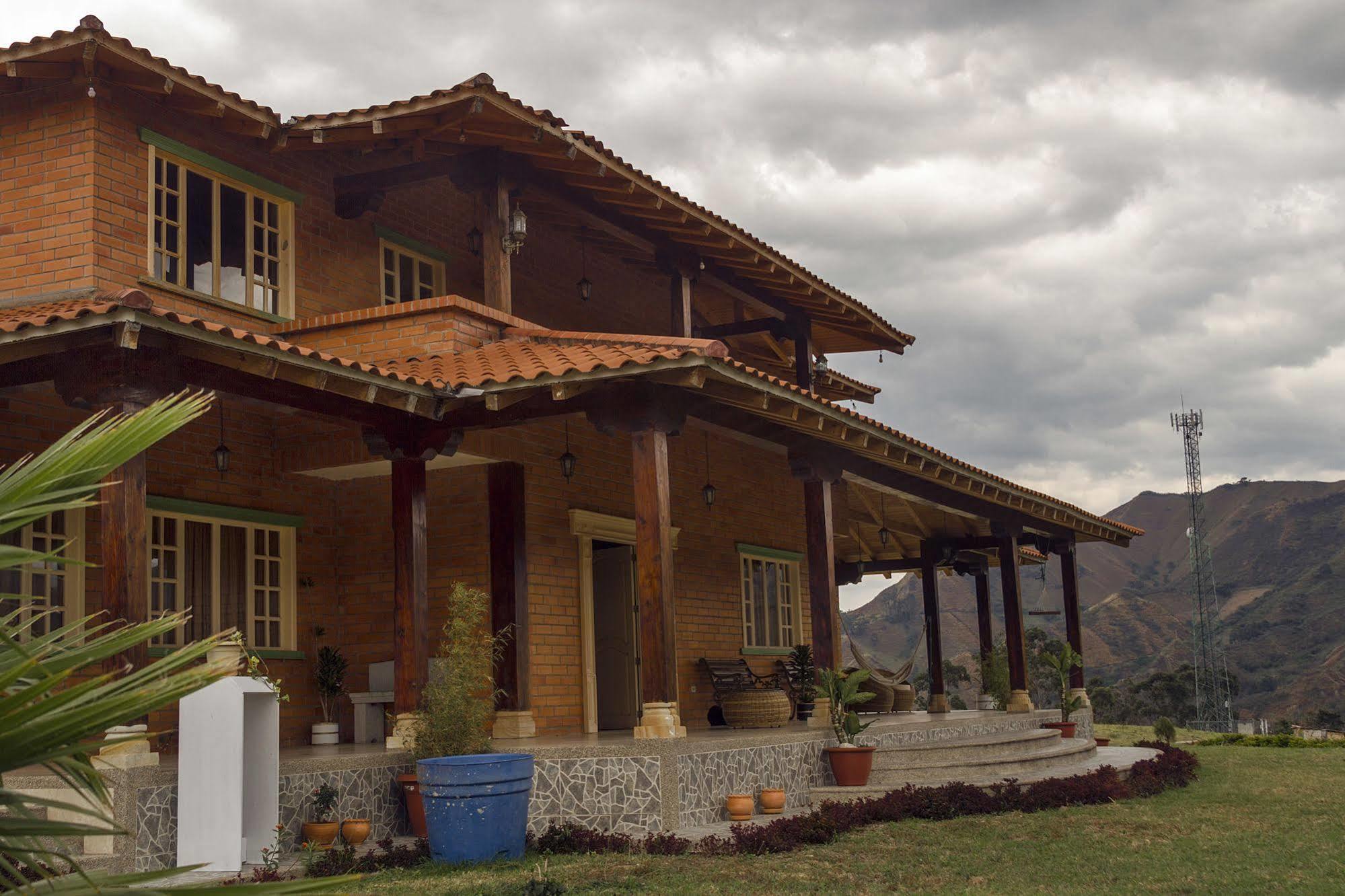 Villa Beatriz Lodge Vilcabamba Esterno foto