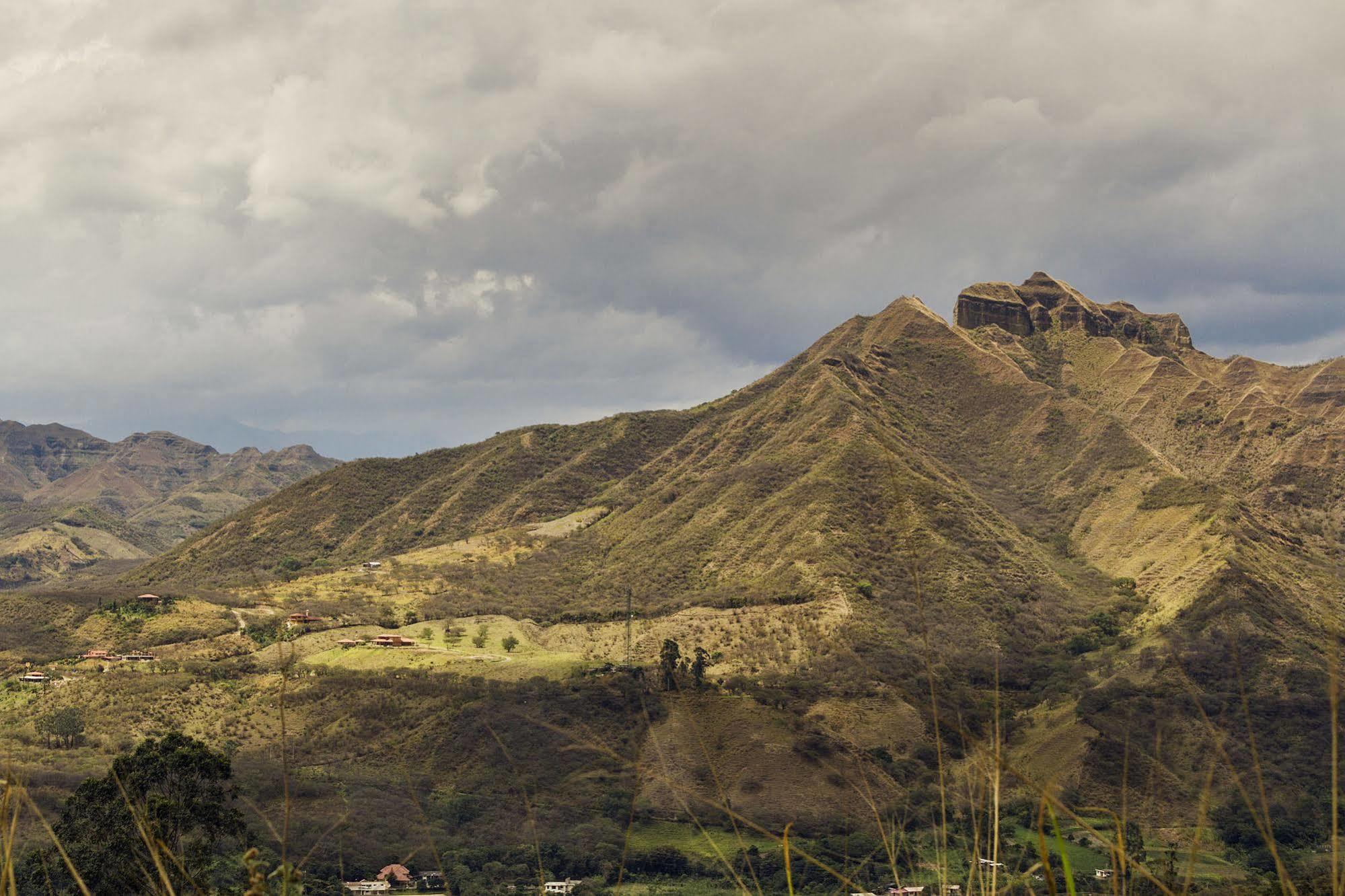 Villa Beatriz Lodge Vilcabamba Esterno foto
